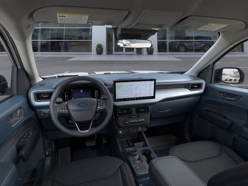 New 2025 Ford Maverick XLT image 9