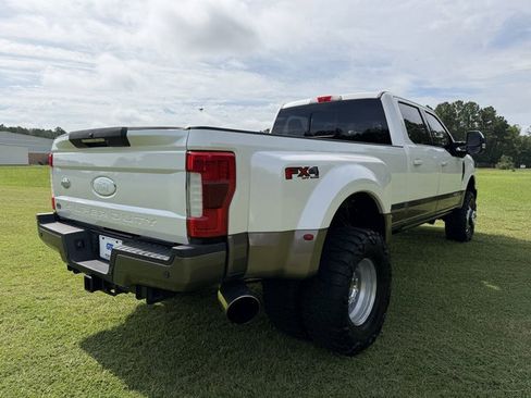 Used 2019 Ford F350 King Ranch w/ King Ranch Ultimate Package AWD/4WD image 5