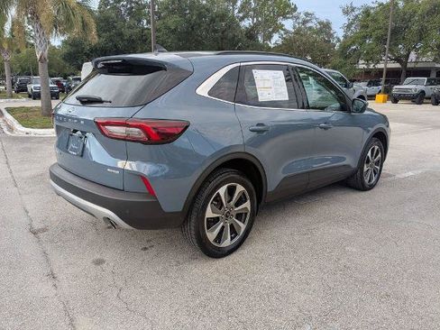 Certified 2024 Ford Escape Platinum AWD/4WD image 4