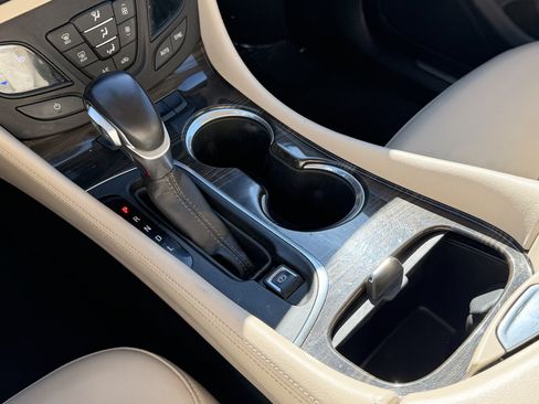 Used 2019 Buick Envision Preferred FWD image 25