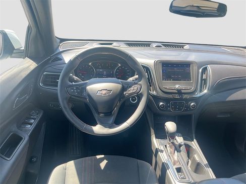 Used 2024 Chevrolet Equinox RS image 22