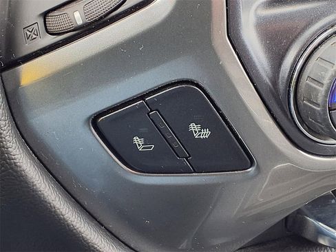 Used 2018 Chevrolet Silverado 1500 LT w/ All Star Edition image 21