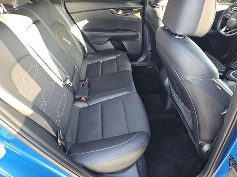 Used 2023 Kia Forte GT-Line image 5