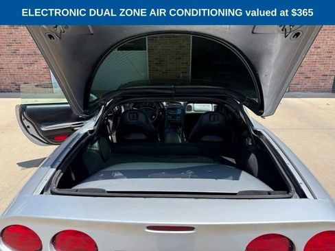 Used 1998 Chevrolet Corvette Coupe w/ Memory Pkg RWD image 6