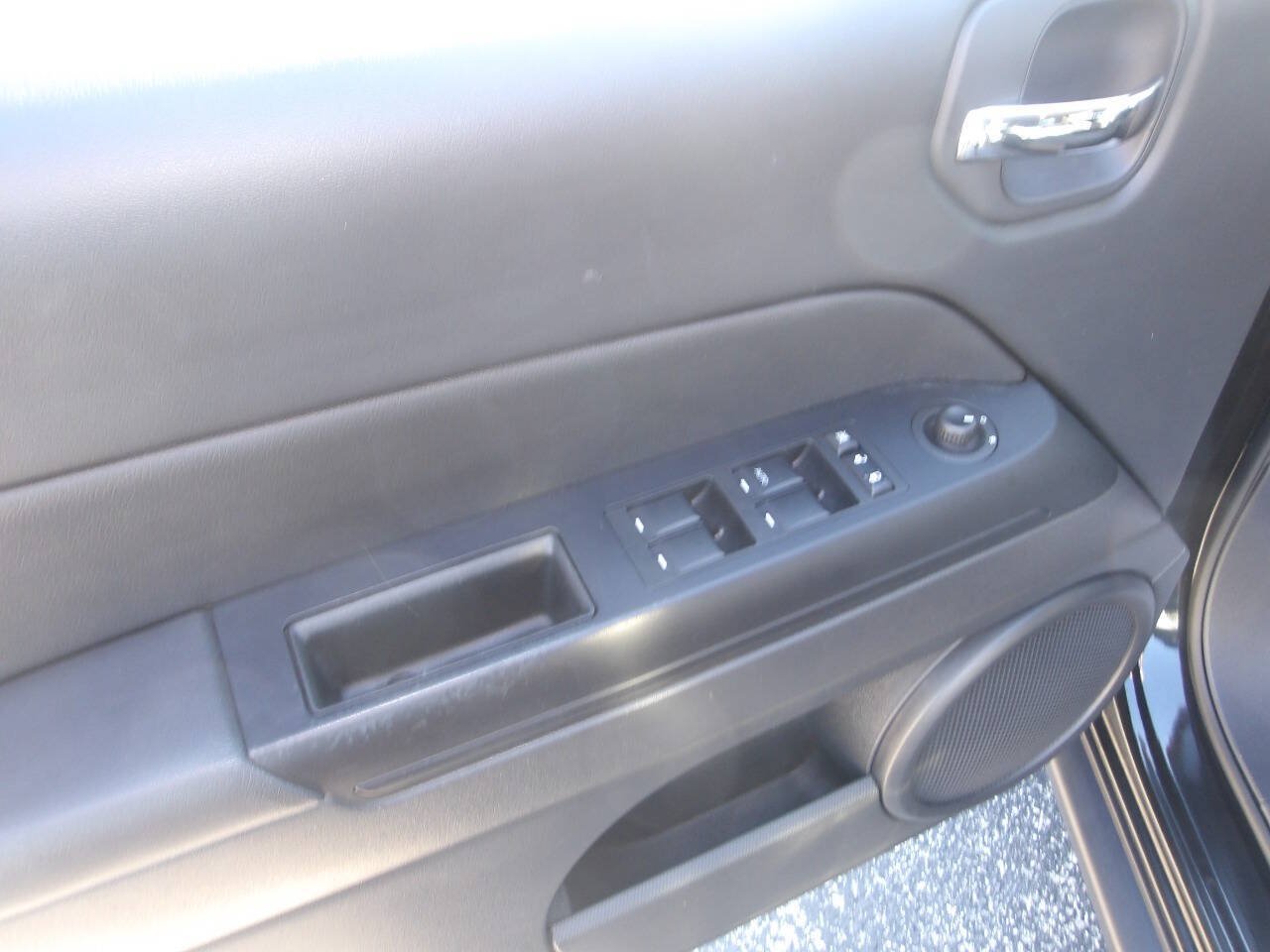 Used 2016 Jeep Patriot Sport w/ Power Value Group FWD image 10