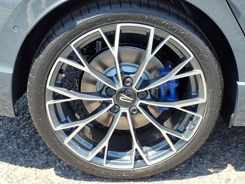 New 2026 Volkswagen Golf AWD/4WD image 9