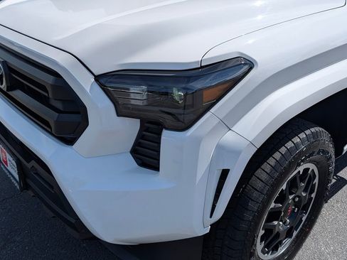 Used 2025 Toyota Tacoma SR RWD image 14