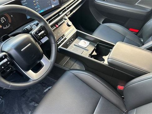 Certified 2025 Hyundai Santa Fe SEL image 10