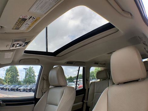 Used 2023 Lexus GX 460 Luxury w/ Sport Design Package AWD/4WD image 22