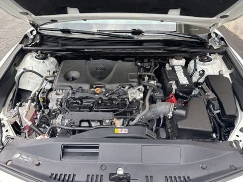 Used 2023 Toyota Camry SE w/ Cold Weather Package image 27