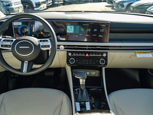 New 2026 Hyundai Tucson SEL image 14