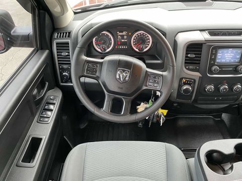 Used 2018 RAM 1500 Express w/ Express Value Package image 11