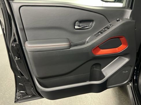 Used 2024 Nissan Frontier PRO-4X w/ Pro Premium Package image 59