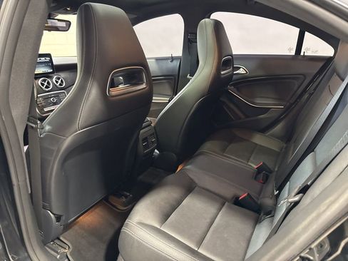 Used 2018 Mercedes-Benz CLA 250 4MATIC image 33