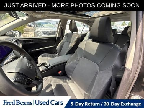 Used 2025 Toyota Camry XLE w/ Premium Plus Package AWD/4WD image 16