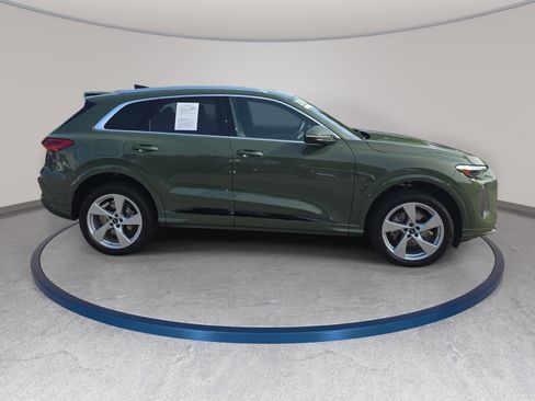 Certified 2025 Audi Q5 Premium Plus AWD/4WD image 4