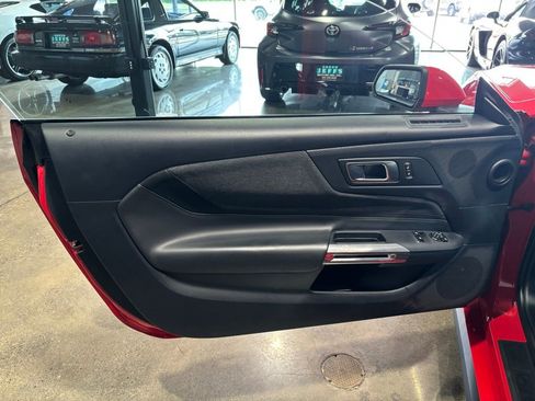 Used 2024 Ford Mustang Coupe RWD image 8