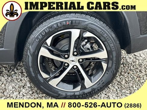 New 2026 Chevrolet Trax RS w/ Sunroof Package image 8