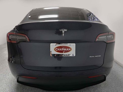 Used 2024 Tesla Model Y Long Range image 4