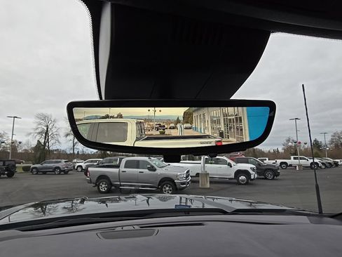 Used 2024 GMC Sierra 3500 Denali Ultimate image 21