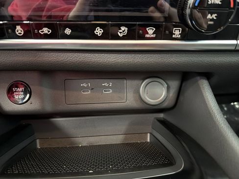 Certified 2025 Nissan Rogue SV w/ SV Premium Package FWD image 28
