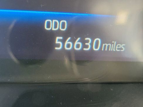 Used 2022 Toyota Highlander Bronze Edition image 28