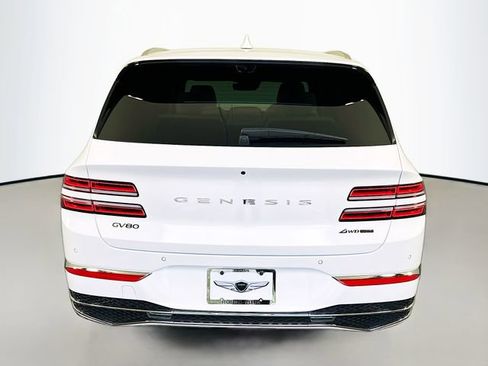 Used 2025 Genesis GV80 3.5T Prestige image 6