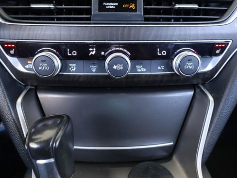 Used 2018 Honda Accord EX-L image 46