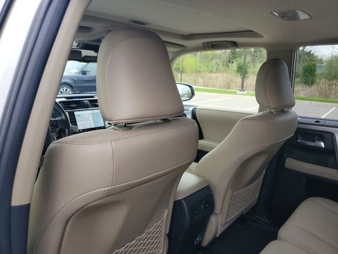 Used 2023 Toyota 4Runner Limited AWD/4WD image 26