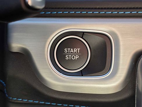 Used 2025 Mercedes-Benz G 580 w/ EQ Technology image 33