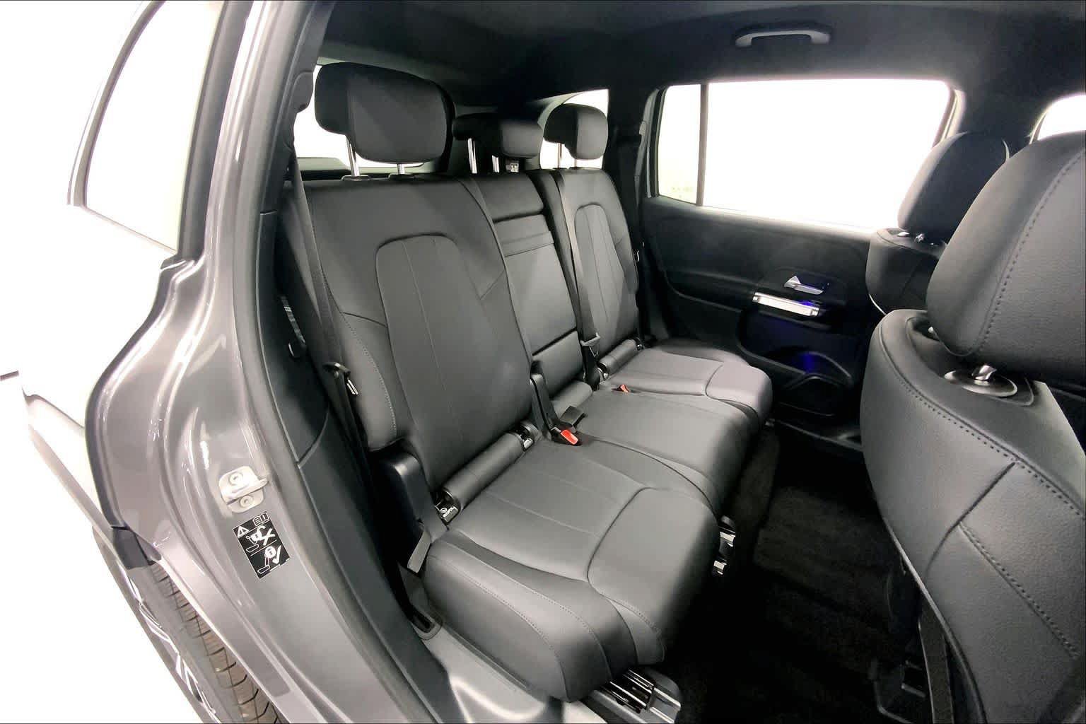 Used 2026 Mercedes-Benz GLB 250 image 13