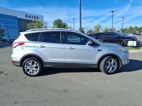 Used 2014 Ford Escape Titanium w/ Equipment Group 401A image 2