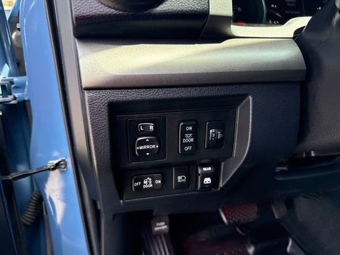 Used 2018 Toyota Tundra SR5 w/ TRD Off Road Package AWD/4WD image 14
