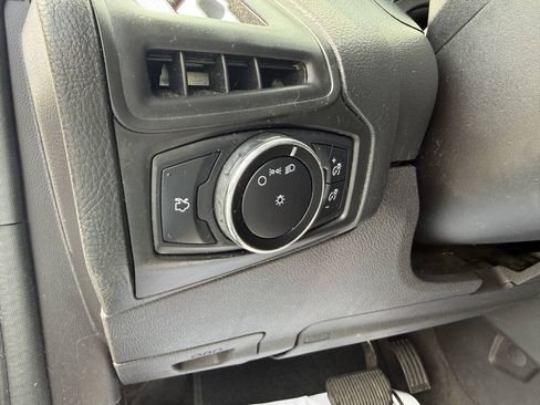 Used 2014 Ford Focus S FWD image 12