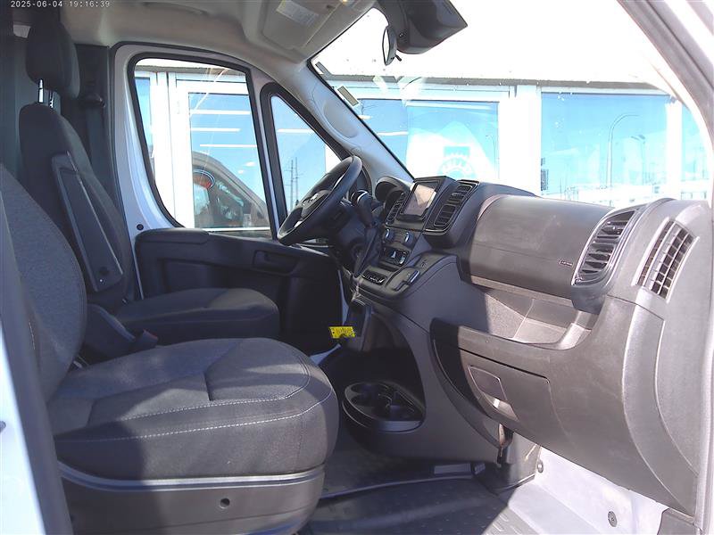 Used 2025 RAM ProMaster 2500 w/ U-Haul Equipment Group FWD image 8