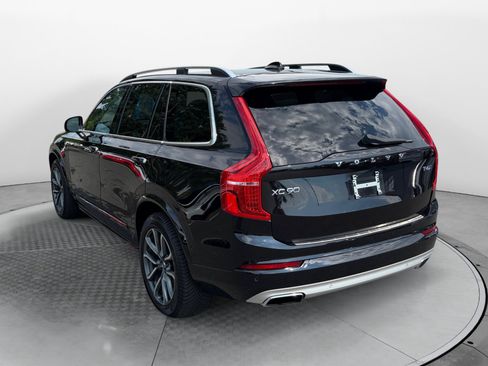 Used 2017 Volvo XC90 T6 Momentum w/ Vision Package AWD/4WD image 5