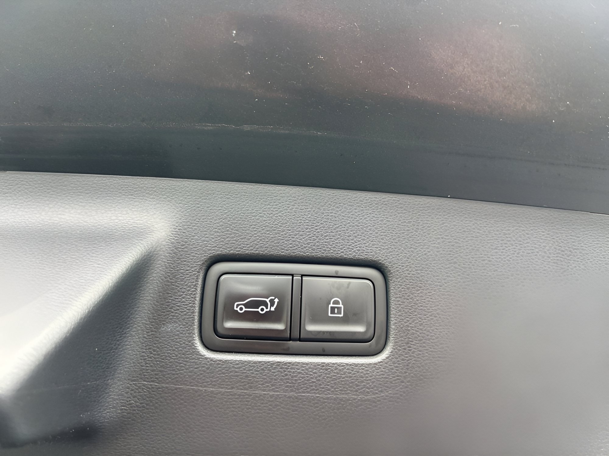 Used 2024 Hyundai Santa Fe SE AWD/4WD image 11