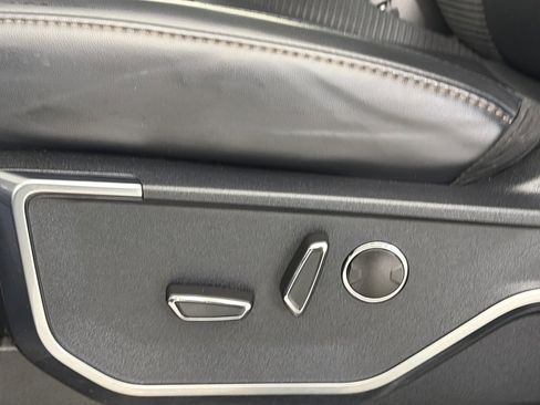 Used 2022 Ford F150 Raptor w/ Equipment Group 801A High image 28