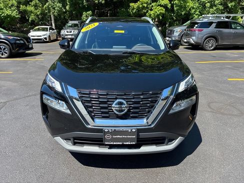 Certified 2021 Nissan Rogue SV w/ Premium Package AWD/4WD image 2