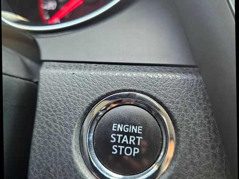 Used 2020 Toyota Camry XSE FWD image 21