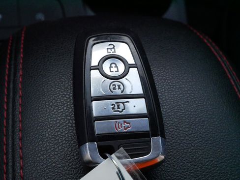 Used 2024 Ford Escape ST-Line image 33