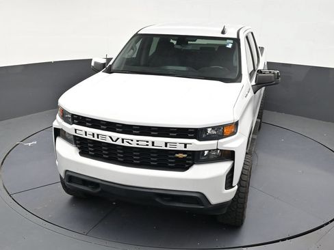 Used 2020 Chevrolet Silverado 1500 Custom w/ Custom Value Package RWD image 19