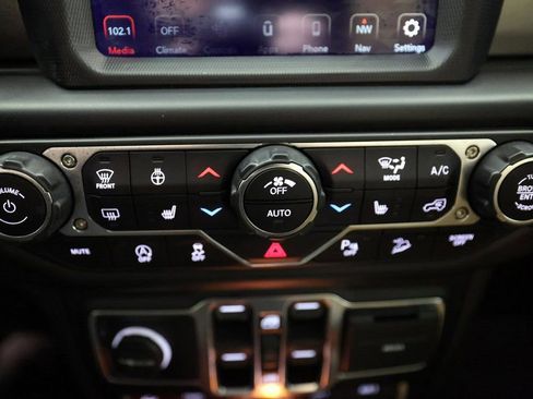 Used 2020 Jeep Wrangler Unlimited Rubicon image 28