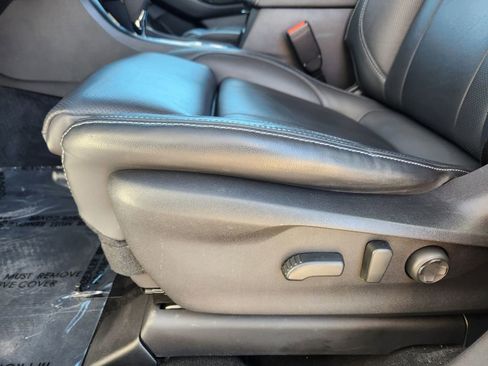 Used 2023 Subaru Ascent Limited w/ Technology Package image 12