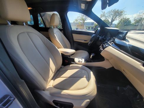 Used 2017 BMW X1 sDrive28i FWD image 13