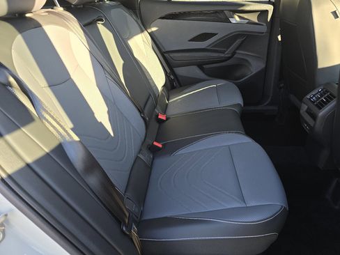 New 2026 Volkswagen Tiguan SE R-Line image 13