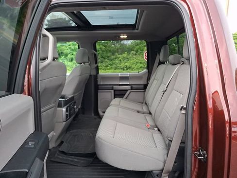 Used 2016 Ford F150 XLT w/ Equipment Group 302A Luxury AWD/4WD image 11