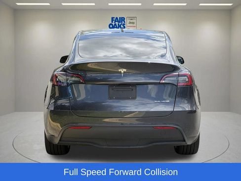 Used 2024 Tesla Model Y Long Range AWD/4WD image 8