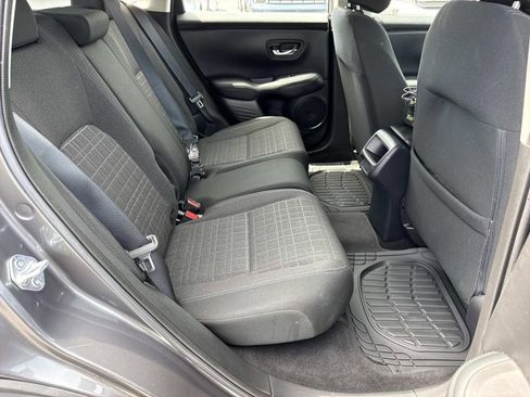 Used 2023 Honda HR-V LX image 26