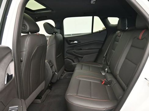 New 2026 Chevrolet Trax RS w/ Sunroof Package FWD image 29